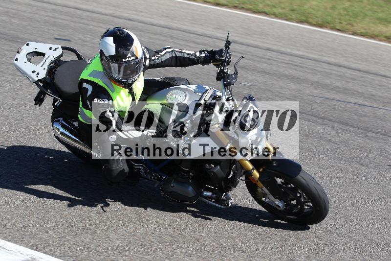 /Archiv-2025/48 25.08.2025 Cornu Master School ADR/blau-bleu/83